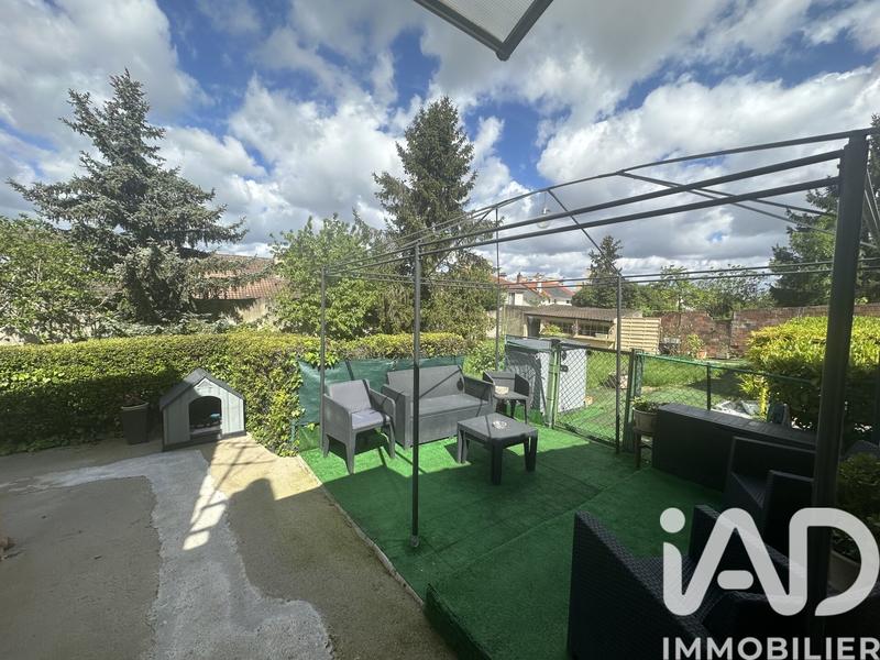 Maison - 80 m² - 4 pièces