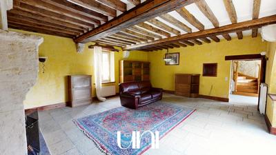 Maison - 225 m² - 7 pièces