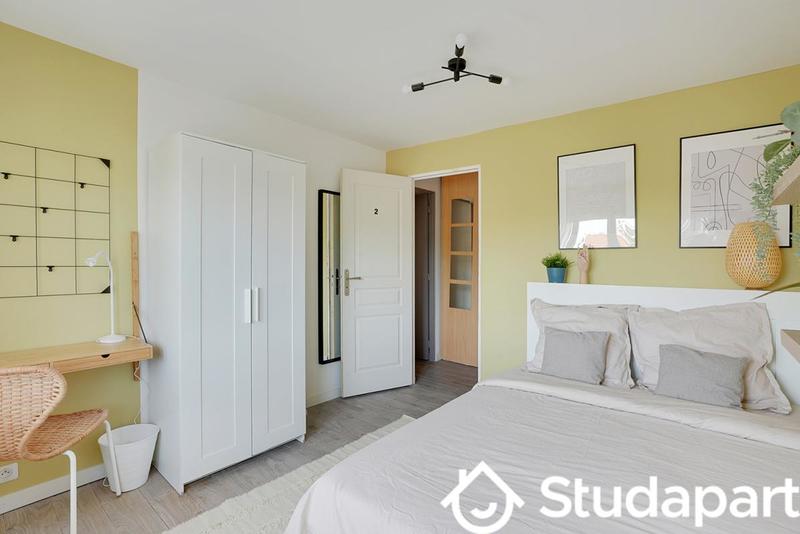 Chambre - 10 m² - 1 pièce