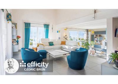 Villa - 337 m² - 10 pièces