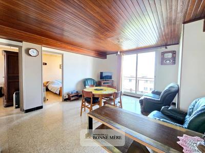 Appartement - 70 m² - 4 pièces