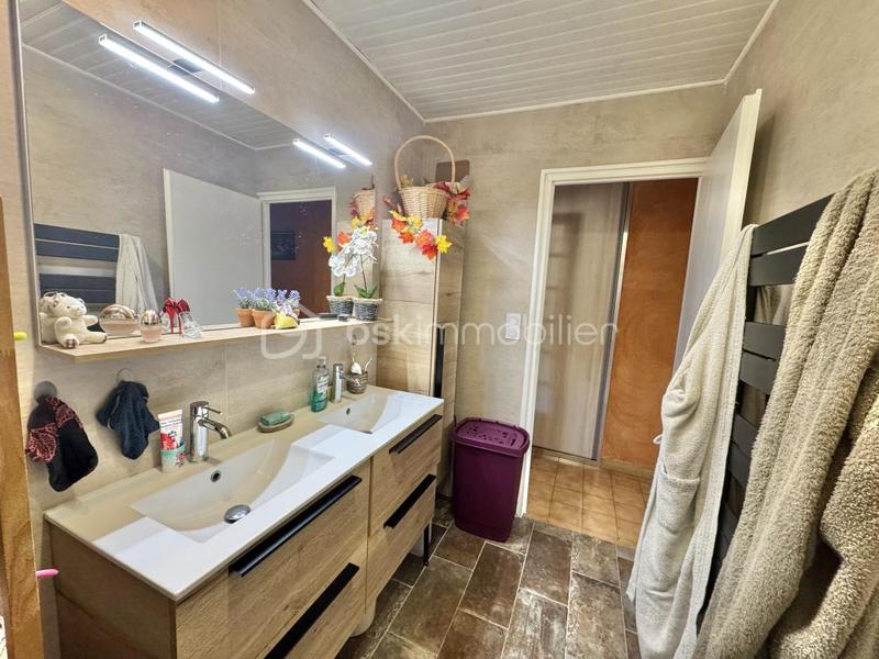 Villa - 104 m² - 5 pièces