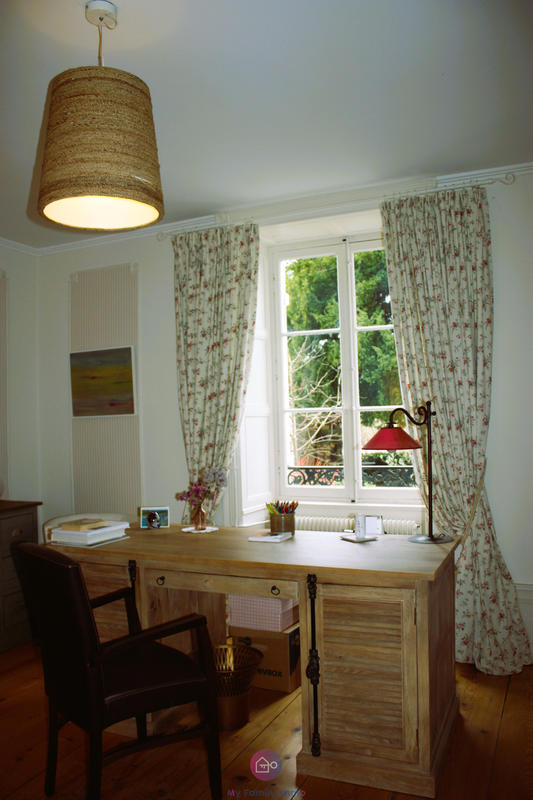 Maison - 390 m² - 11 pièces