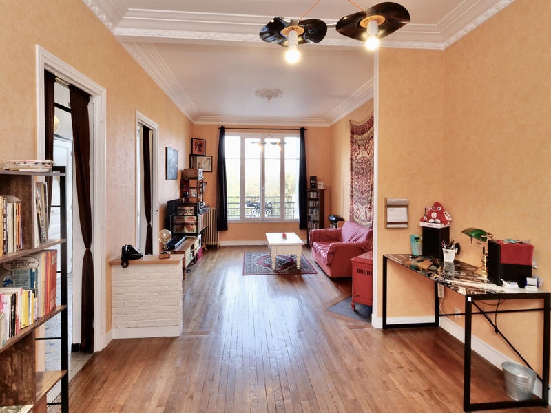 Maison - 85 m² - 5 pièces