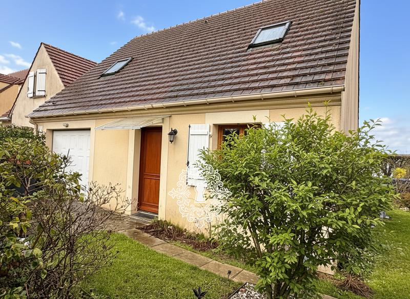 Maison - 97 m² - 4 pièces