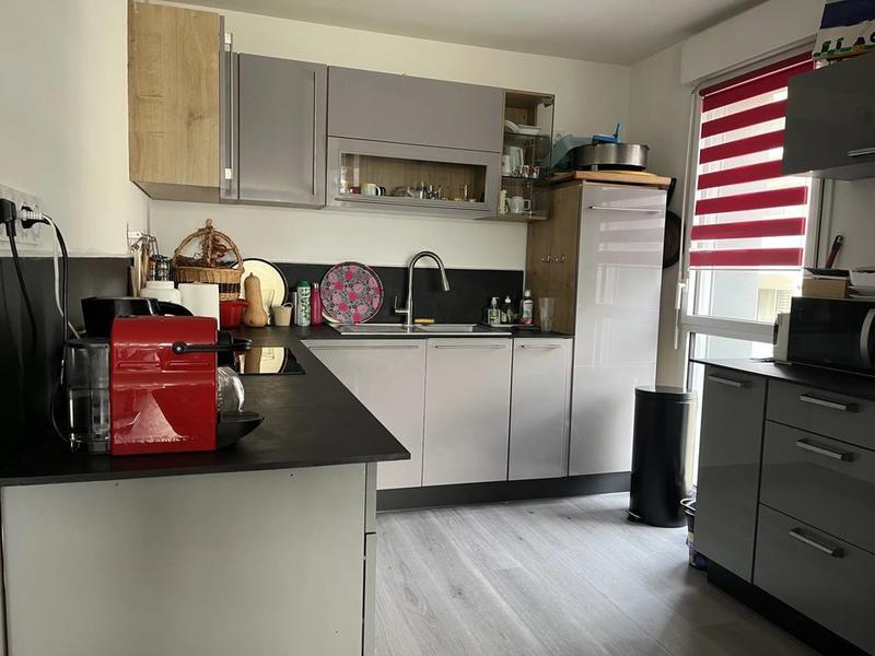 Appartement - 93 m² - 5 pièces