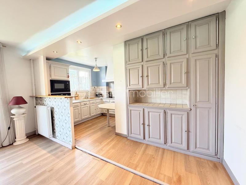 Appartement - 94 m² - 5 pièces