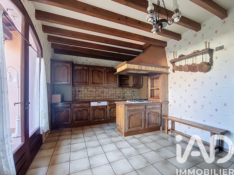 Maison - 180 m² - 5 pièces