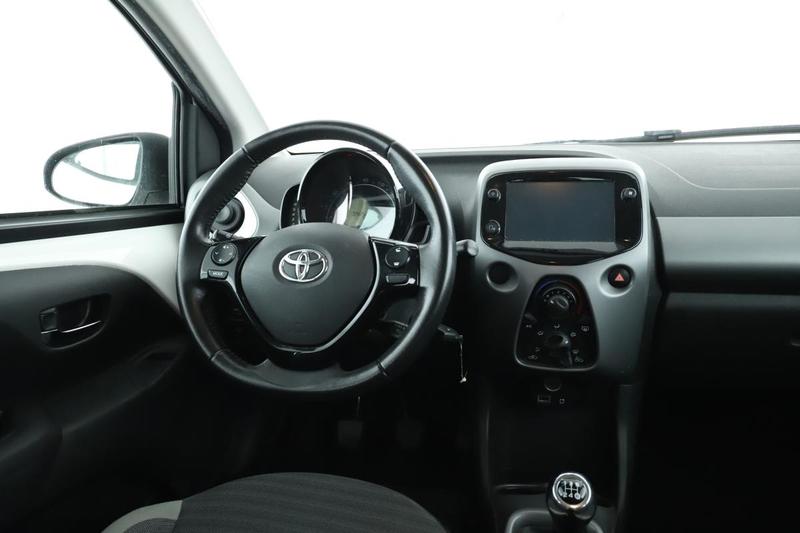 Toyota Aygo 1.0 Vvt-i X-Play 5p 72 ch