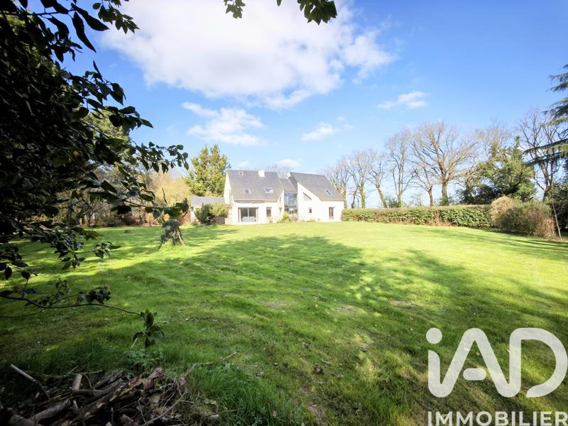 Maison de maîtres - 202 m² - 10 pièces