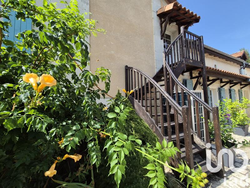 Maison - 185 m² - 5 pièces