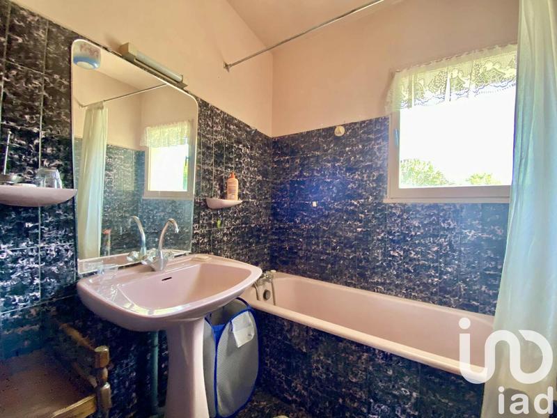 Maison - 240 m² - 10 pièces