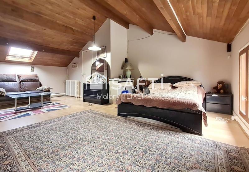 Maison - 135 m² - 6 pièces