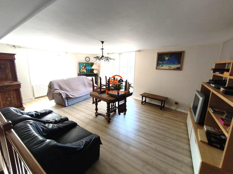 Maison ancienne - 225 m² - 7 pièces