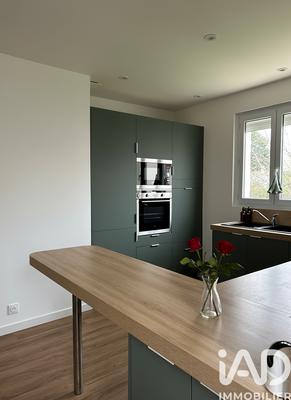 Maison - 89 m² - 5 pièces