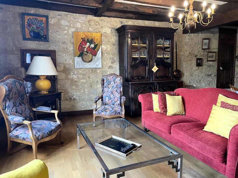 Maison traditionnelle - 155 m² - 6 pièces