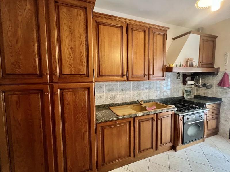 Maison - 280 m² - 5 pièces