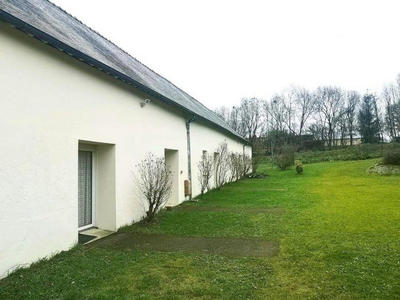 Maison - 550 m² - 11 pièces