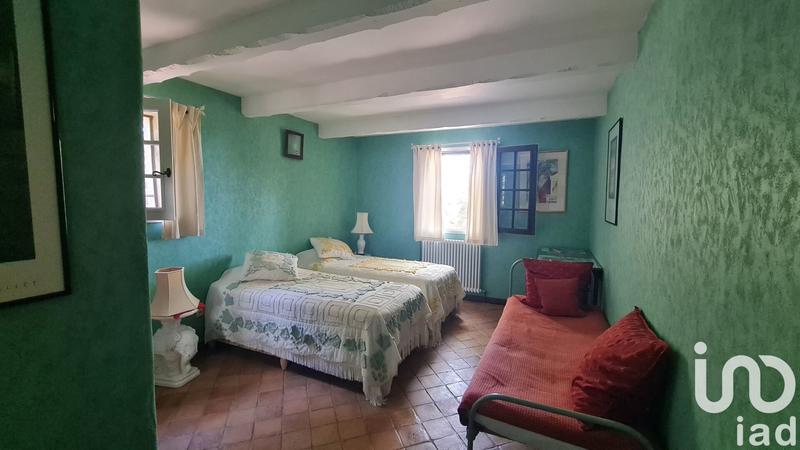 Maison - 219 m² - 5 pièces