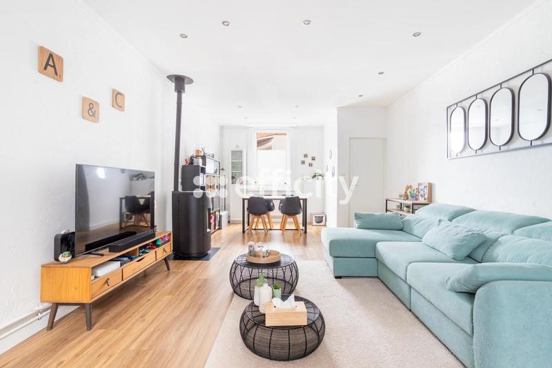 Maison - 91 m² - 4 pièces