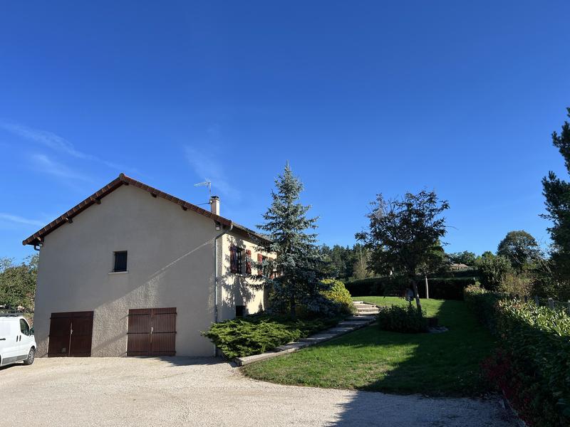 Maison traditionnelle - 140 m² - 6 pièces