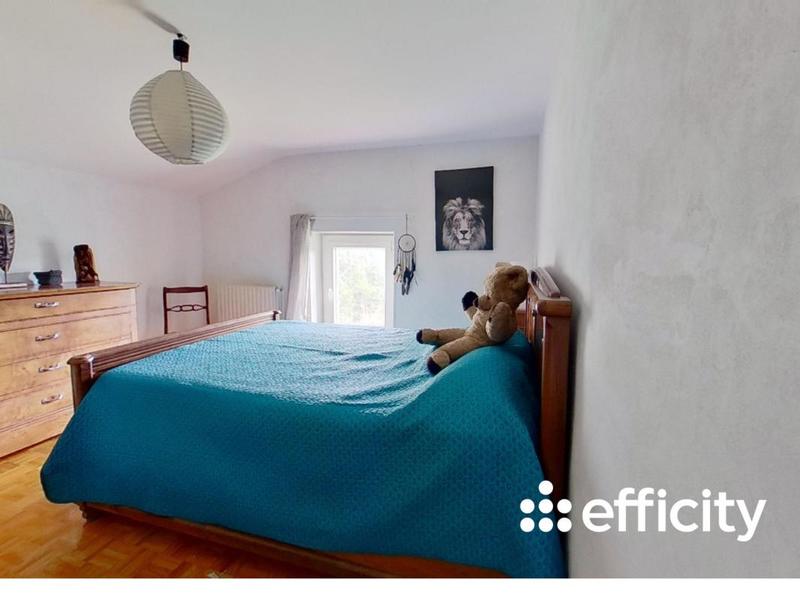 Maison - 170 m² - 7 pièces