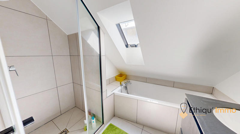 Appartement - 195 m² - 5 pièces