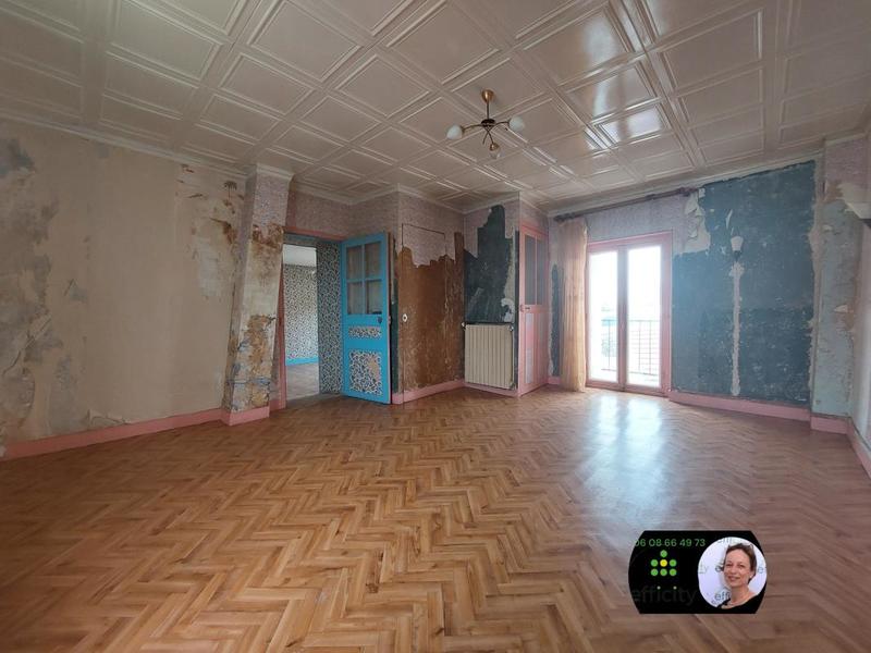 Maison - 95 m² - 4 pièces