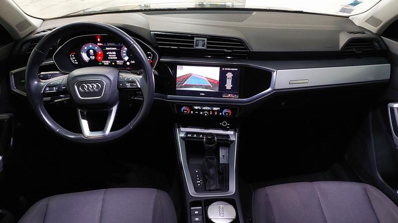 Audi Q3 35 Tdi 150 s tronic Business Line