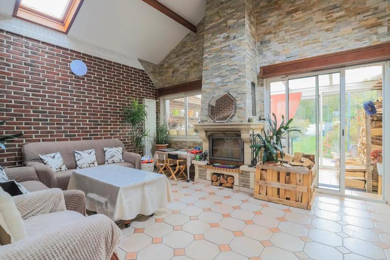 Maison - 174 m² - 8 pièces