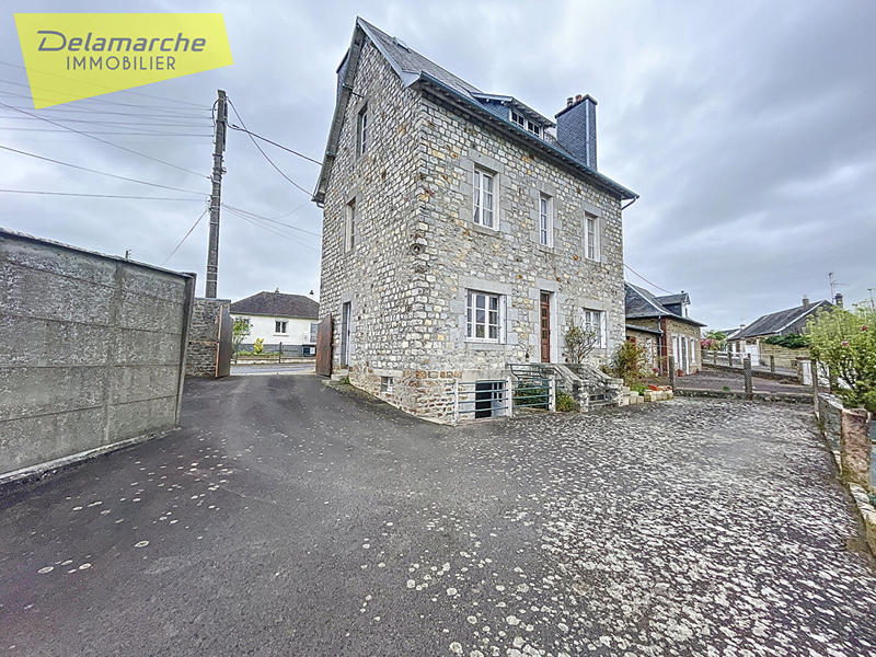 Maison - 91 m² - 5 pièces