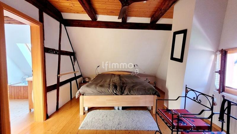 Maison - 207 m² - 7 pièces