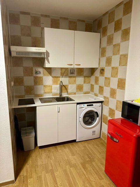 Studio - 15 m² - 1 pièce