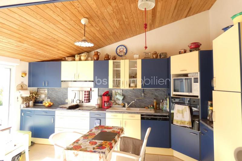 Maison traditionnelle - 140 m² - 6 pièces