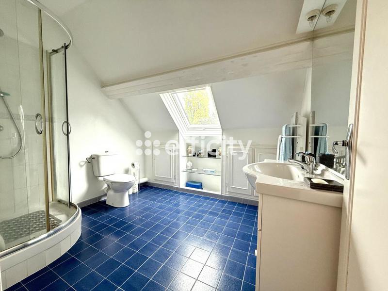 Maison - 145 m² - 6 pièces