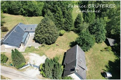 Maison - 247 m² - 8 pièces