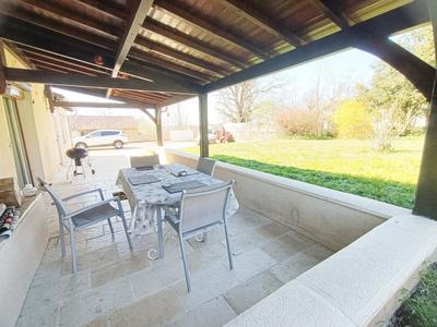 Maison - 166 m² - 6 pièces