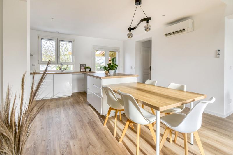 Maison traditionnelle - 110 m² - 5 pièces