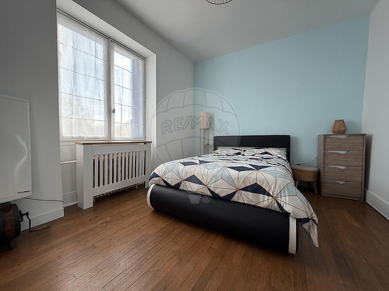 Maison - 121 m² - 7 pièces