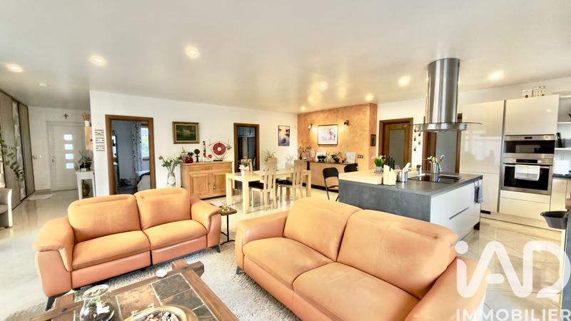 Maison de ville - 122 m² - 4 pièces