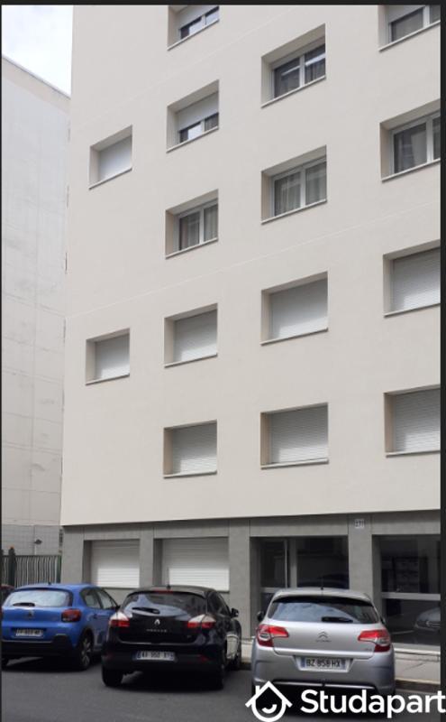 Chambre - 11 m² - 1 pièce