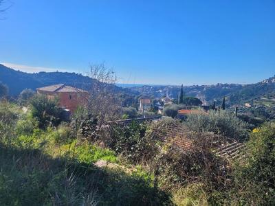 Terrain constructible - 772 m²