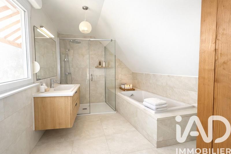 Maison - 112 m² - 6 pièces