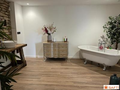 Maison de maîtres - 204 m² - 8 pièces