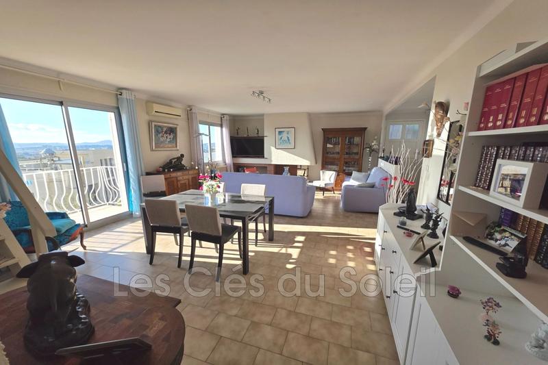 Appartement - 93 m² - 4 pièces