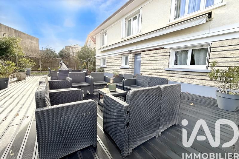 Maison - 215 m² - 5 pièces