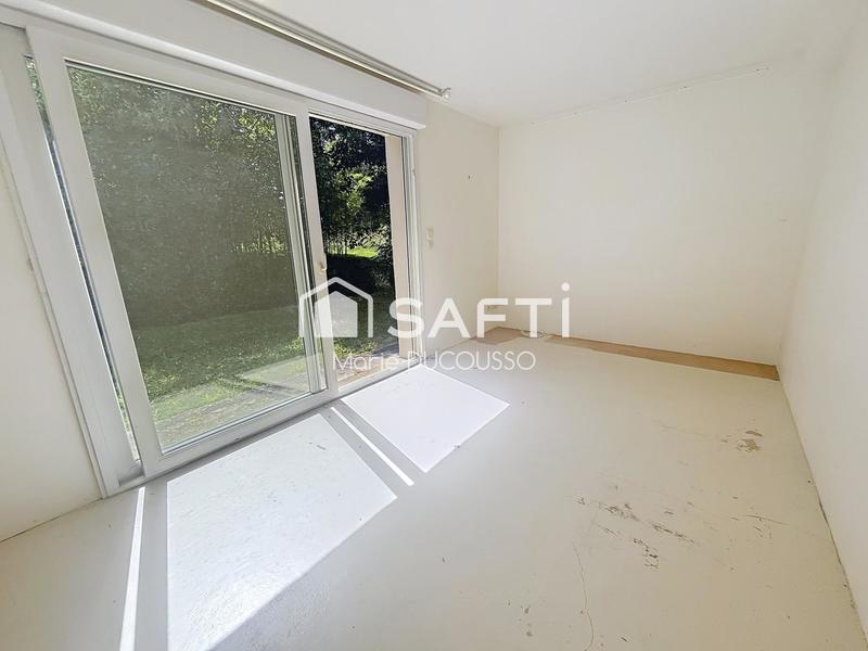 Maison - 214 m² - 7 pièces