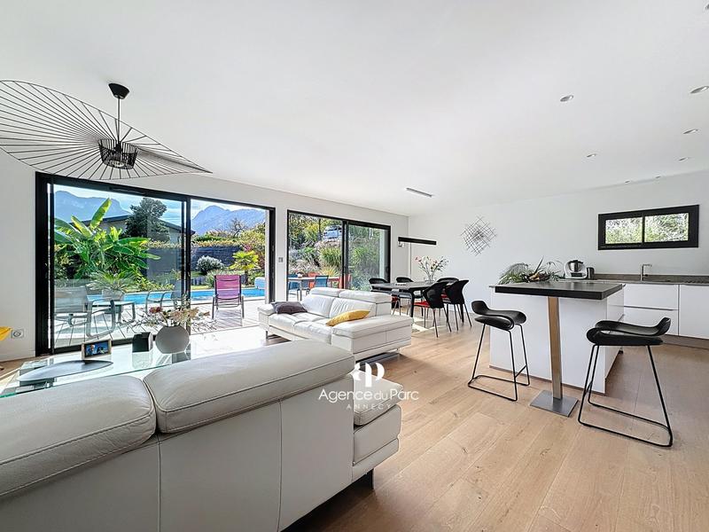 Maison - 112 m² - 4 pièces