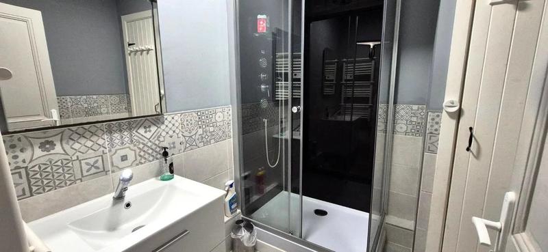 Maison de village - 164 m² - 9 pièces