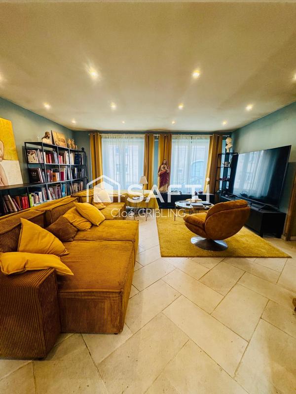 Maison - 105 m² - 5 pièces